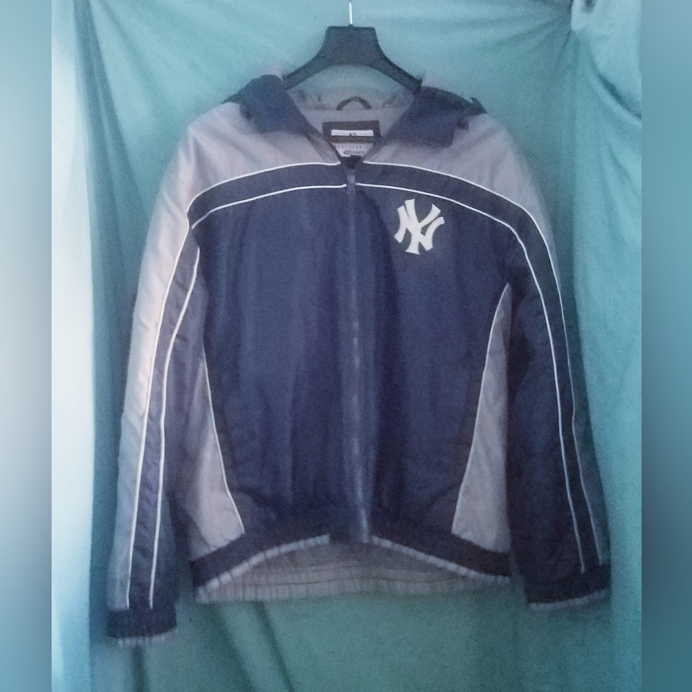 New York ( NY) Yankees Zippered Blue Grey & White Winter Coat w Hood VG Cond XXL